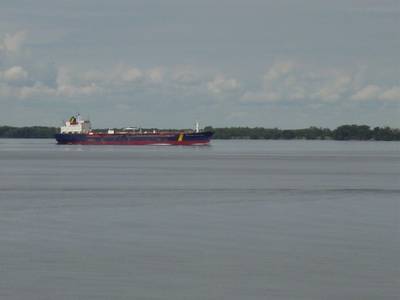 Granma and Granpa 2003 At the River 039